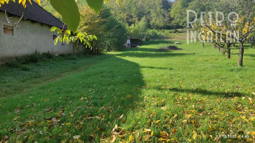 MAĎARSKO - ARKA 750 M2 -  SUPER STAVEBNÝ POZEMOK.