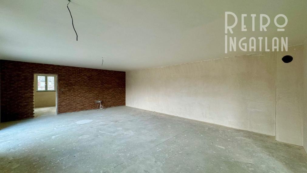 MAĎARSKO - HIDASNÉMETI - NOVOSTAVBA 4 IZBOVÝ RD 161 M2, TERASA 105 M2, PIVNICA, POZEMOK 1039 M2.