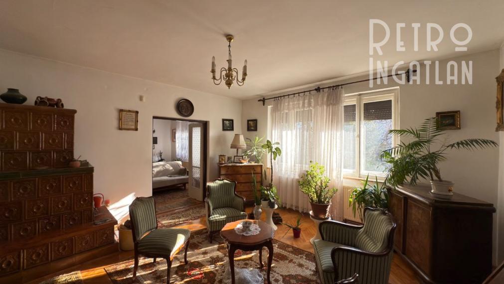 MAĎARSKO - GONC 6 IZBOVÝ POSCHODOVÝ RD S TERASOU, PIVNICOU, GARÁŽ, POZEMOK 1661 M2.