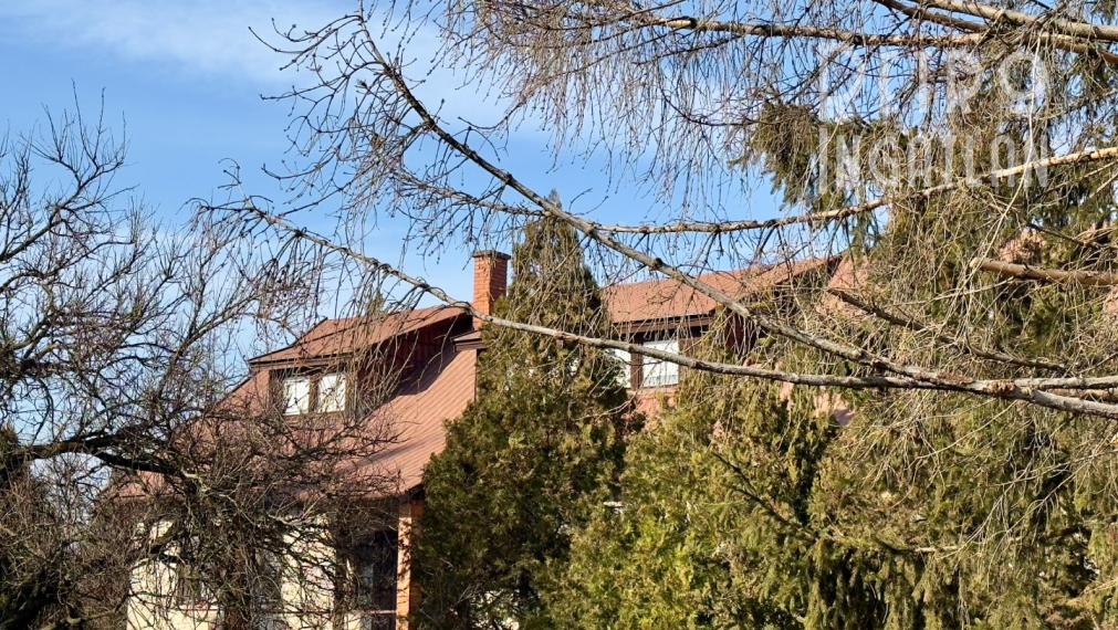 MAĎARSKO - GONC 6 IZBOVÝ POSCHODOVÝ RD S TERASOU, PIVNICOU, GARÁŽ, POZEMOK 1661 M2.