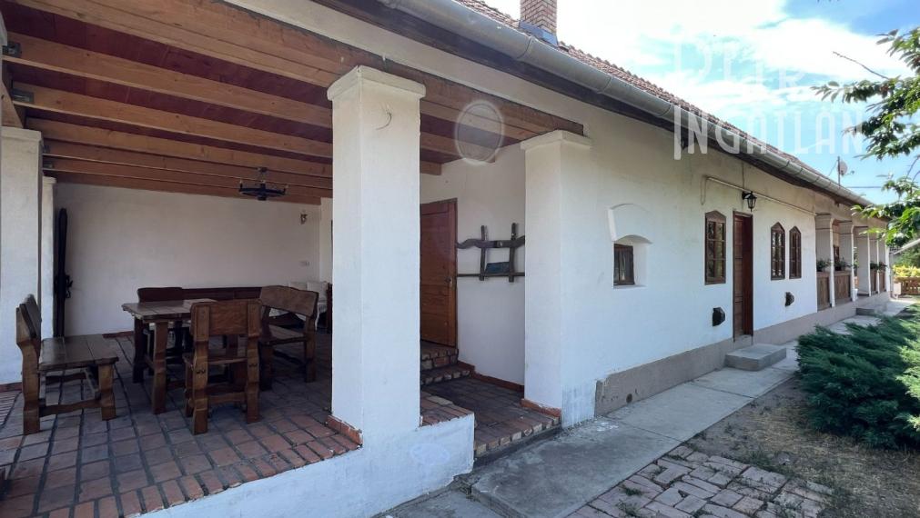 MAĎARSKO - BORSODIVÁNKA KRÁSNÝ SEDLIACKÝ DOM PO KOMPLETNEJ REKONŠTRUKCII.