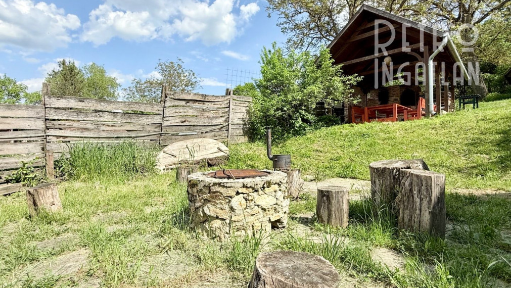 MAĎARSKO - TORNASZENTANDRÁS LUXUSNÁ CHALUPA PO REKONŠTRUKCII.