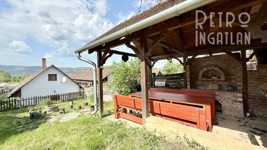 MAĎARSKO - TORNASZENTANDRÁS LUXUSNÁ CHALUPA PO REKONŠTRUKCII.