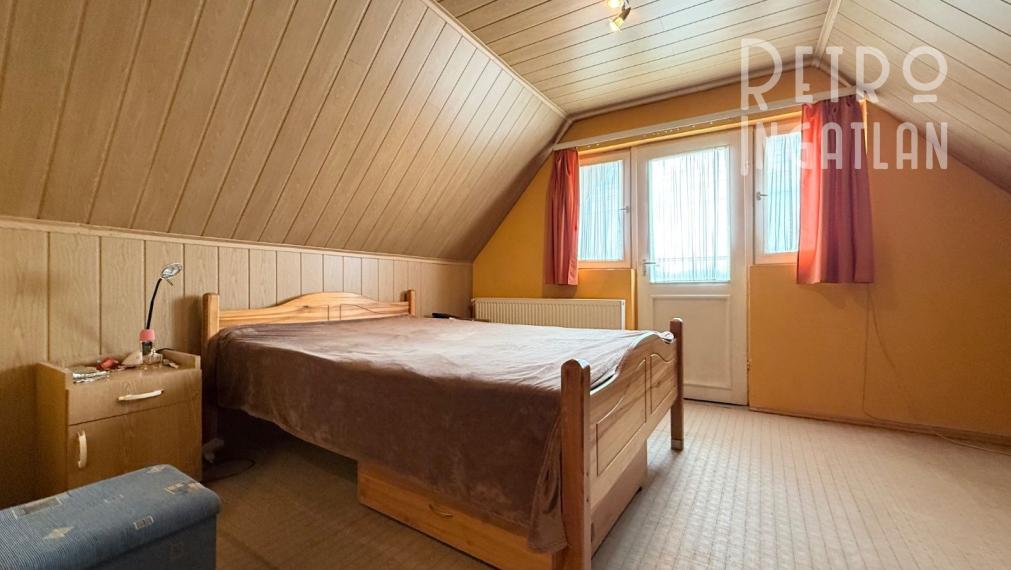 MAĎARSKO FORRÓ - SUPER 5 IZBOVÝ RD SO ZÁHRADOU