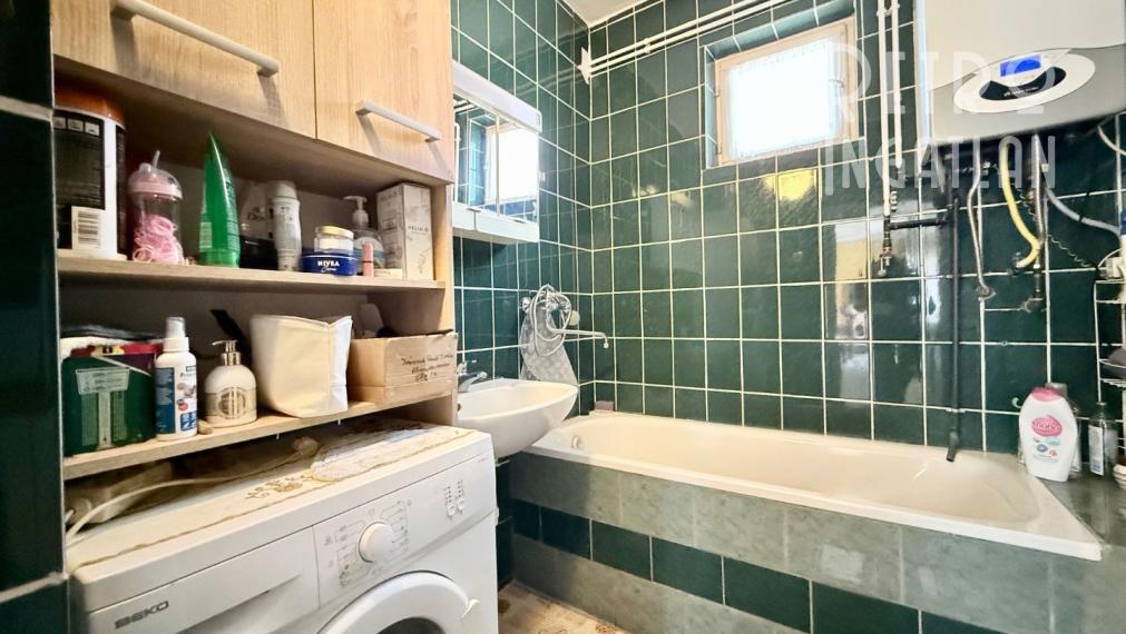 MAĎARSKO FORRÓ - SUPER 5 IZBOVÝ RD SO ZÁHRADOU