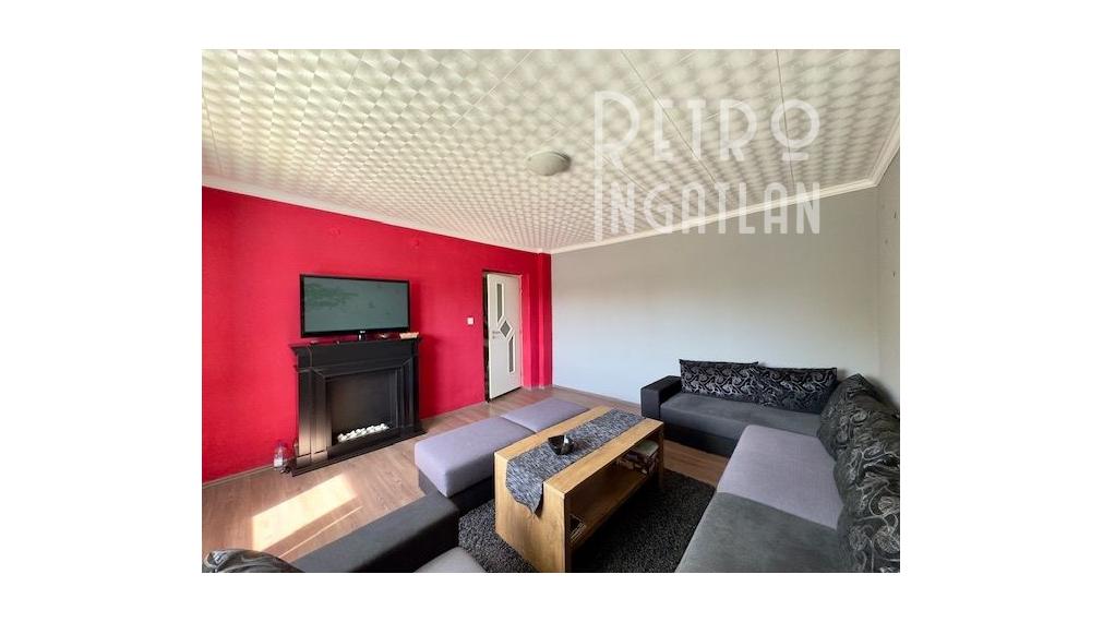 MAĎARSKO - PERKUPA 5 IZBOVÝ POSCHODOVÝ DOM PO REKONŠTRUKCII.