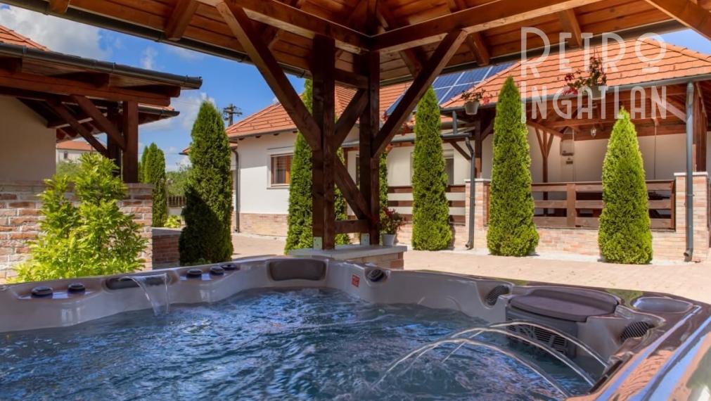 MAĎARSKO - MESZES TOP PENZIÓN BLÍZKO JAZERA, VÝBORNÁ INVESTÍCIA.