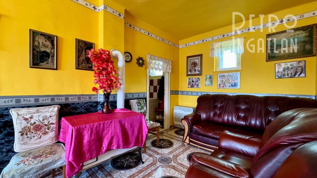 MAĎARSKO - SZENDRO -  ZNÍŽENÁ CENA 2 IZBOVÝ RODINNÝ DOM NA TICHEJ ULICI S DOBRÝMI SUSEDMI