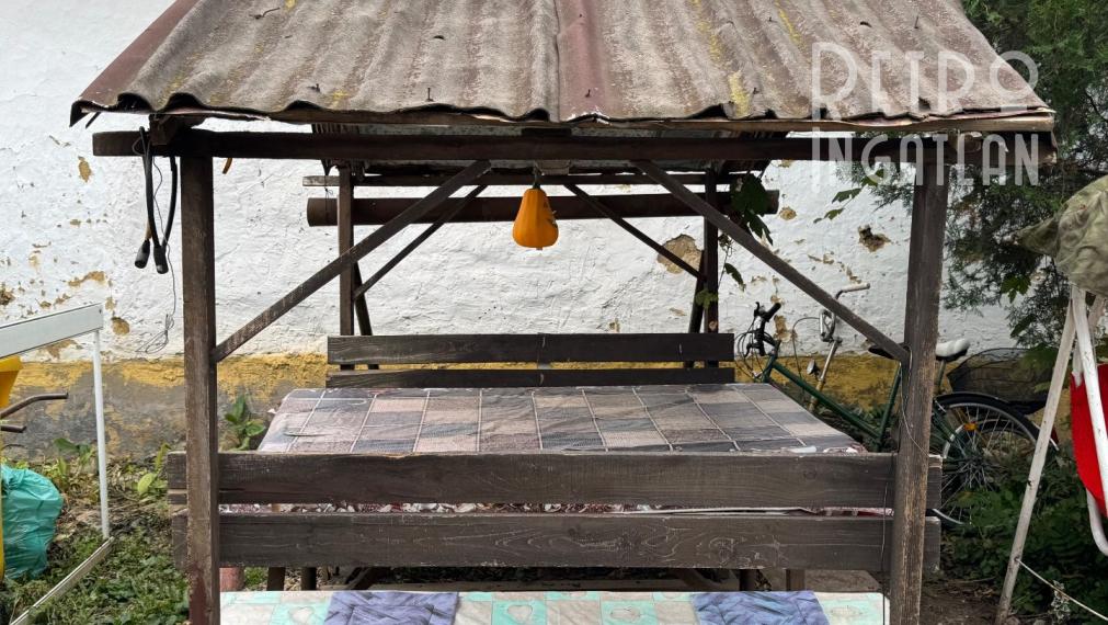 MAĎARSKO - FORRÓ / ENCS - ABÚJDEVECSER  - 3 IZBOVÝ DOM IHNEĎ OBÝVATEĽNÝ