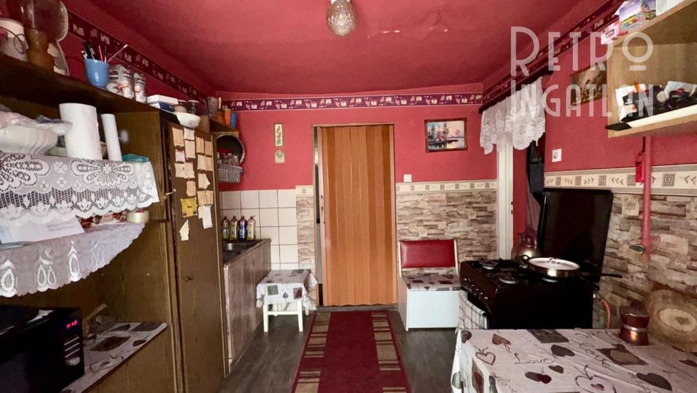 MAĎARSKO - FORRÓ / ENCS - ABÚJDEVECSER  - 3 IZBOVÝ DOM IHNEĎ OBÝVATEĽNÝ