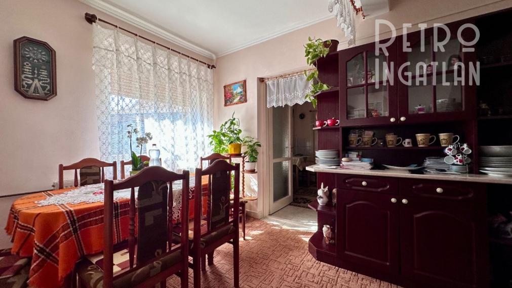 MAĎARSKO - SZENDRO  4 IZBOVÝ RODINNÝ DOM NA KĽUDNOM MIESTE