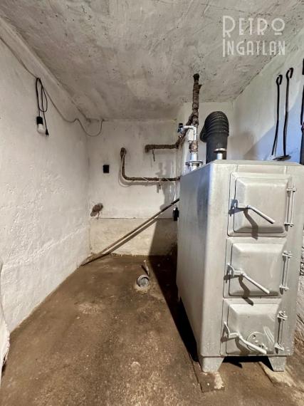 MAĎARSKO - SZENDRO  4 IZBOVÝ RODINNÝ DOM NA KĽUDNOM MIESTE