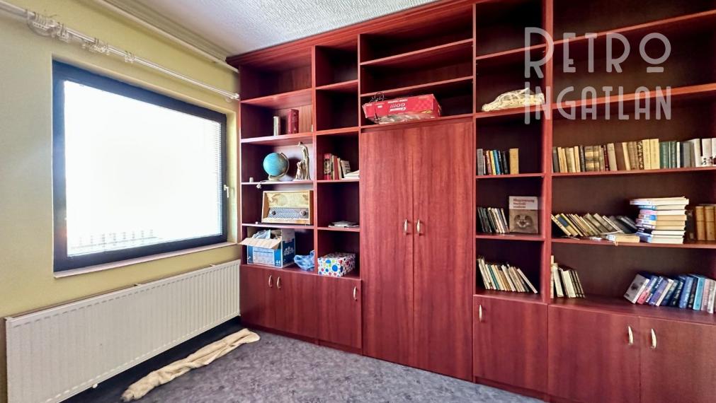 MAĎARSKO - SZENDRO PEKNÝ 5 IZBOVÝ RODINNÝ DOM S 2 BYTOVÝMI JEDNOTKAMI, S TERASOU A GARÁŽOU