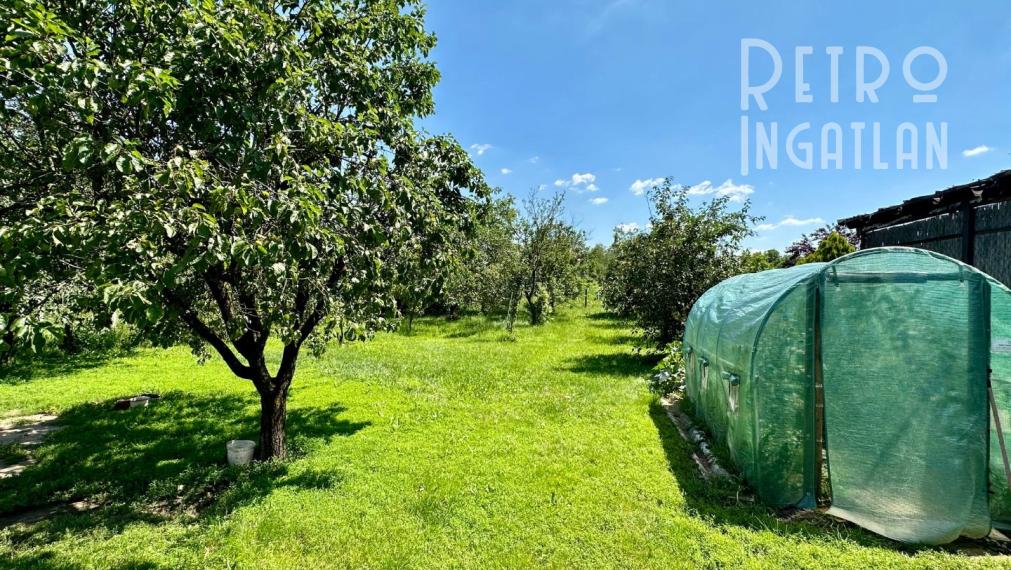 MAĎARSKO - SZENDRO PEKNÝ 5 IZBOVÝ RODINNÝ DOM S 2 BYTOVÝMI JEDNOTKAMI, S TERASOU A GARÁŽOU