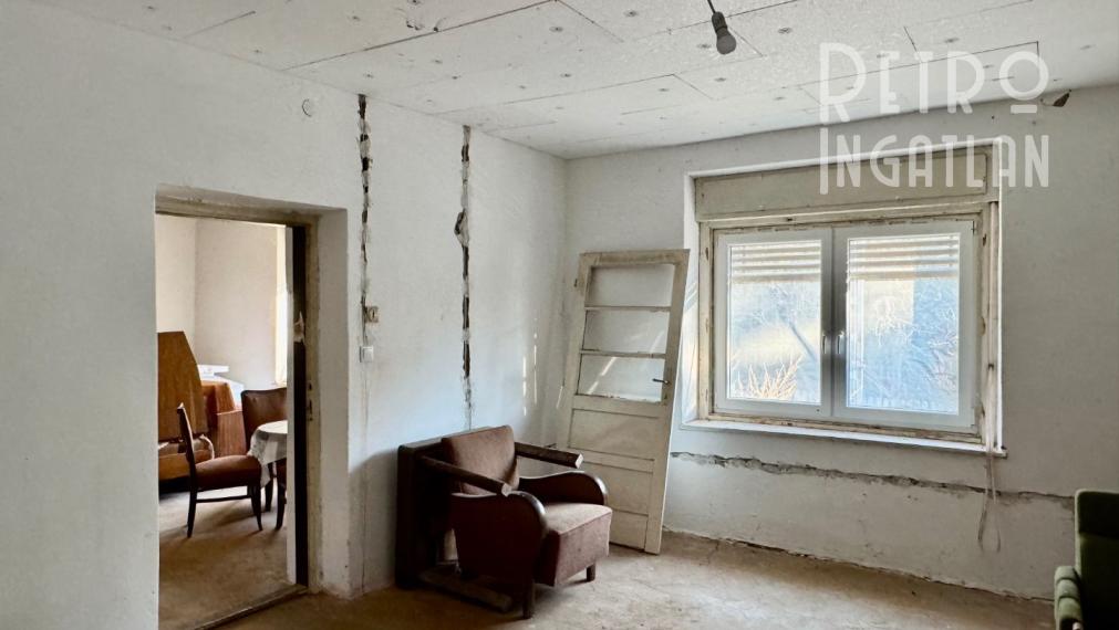 MAĎARSKO - HEJCE PEKNÝ 3 IZBOVÝ RODINNÝ DOM NA VEĽKOM POZEMKU