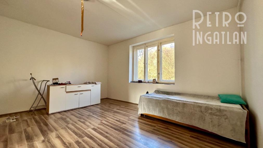 MAĎARSKO - RUDABÁNYA ROMANTICKÝ 2 IZBOVÝ RODINNÝ DOM V TICHEJ ULICI S POZEMKOM 1800 M2