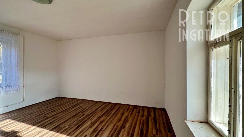 MAĎARSKO - RUDABÁNYA ROMANTICKÝ 2 IZBOVÝ RODINNÝ DOM V TICHEJ ULICI S POZEMKOM 1800 M2