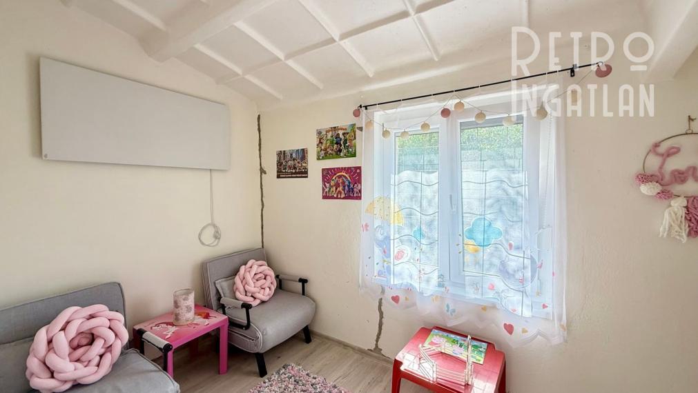 MAĎARSKO - JAZERO RAKACA - 4 IZBOVÁ CHATA, TERASA, VÍRIVKA.