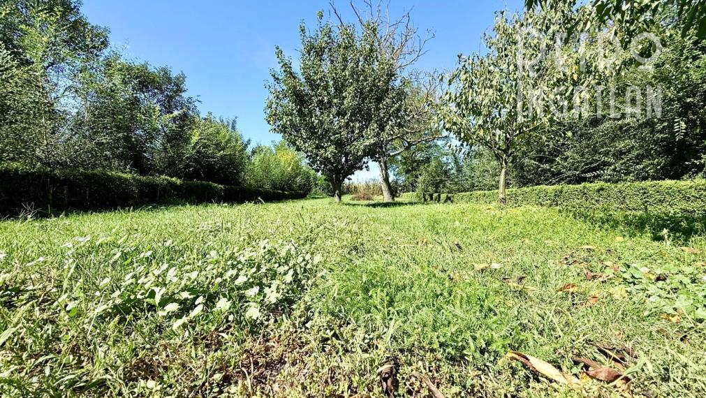 MAĎARSKO - MÉRA PEKNÝ GAZDOVSKÝ RD PO REKONŠTRUKCII.