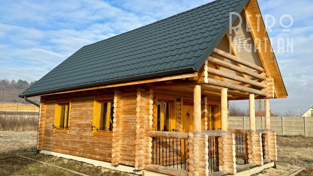 NOVÁ CENA - MAĎARSKO - NOVAJIDRÁNY POSCHODOVÁ ZRUBOVÁ CHATA - NOVOSTAVBA.