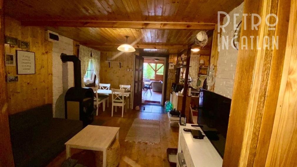 MAĎARSKO - LUXUSNÁ CHATA S LETNOU KUCHYŇOU A BAZÉNOM.