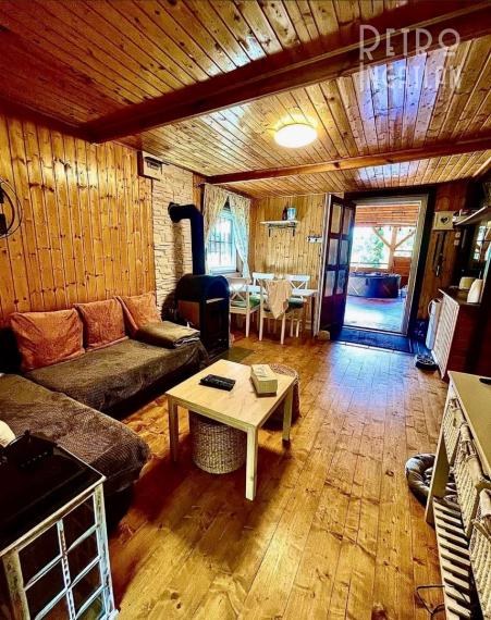 MAĎARSKO - LUXUSNÁ CHATA S LETNOU KUCHYŇOU A BAZÉNOM.