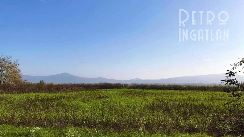 MAĎARSKO - NOVAJIDRANY STAVEBNÝ POZEMOK  1.000 M2, VŠETKY IS.