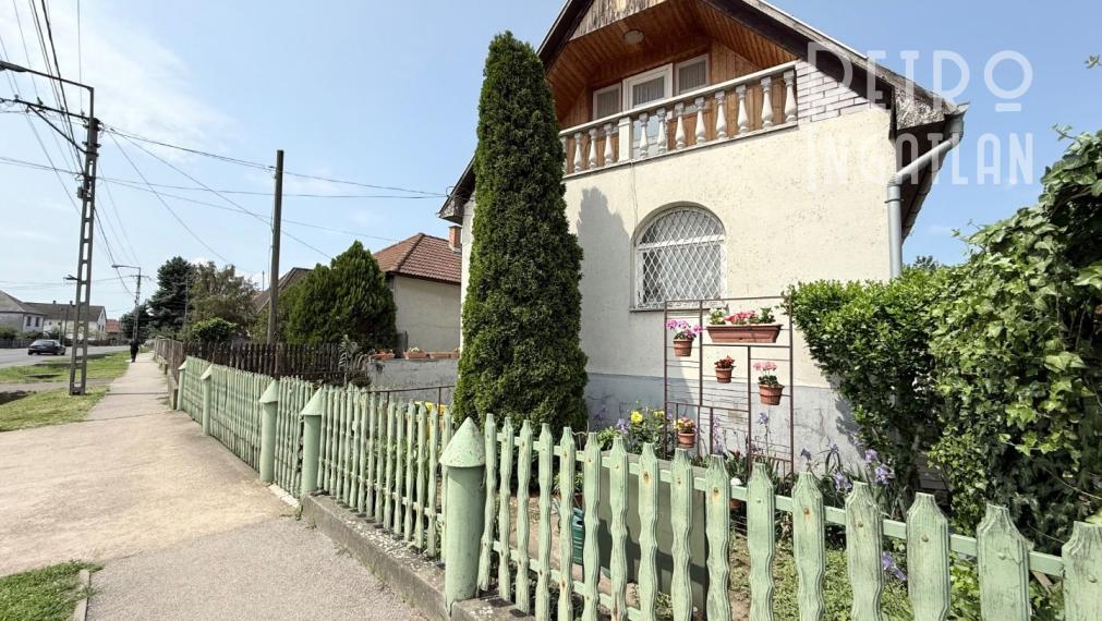 MAĎARSKO FORRÓ - SUPER 5 IZBOVÝ RD SO ZÁHRADOU