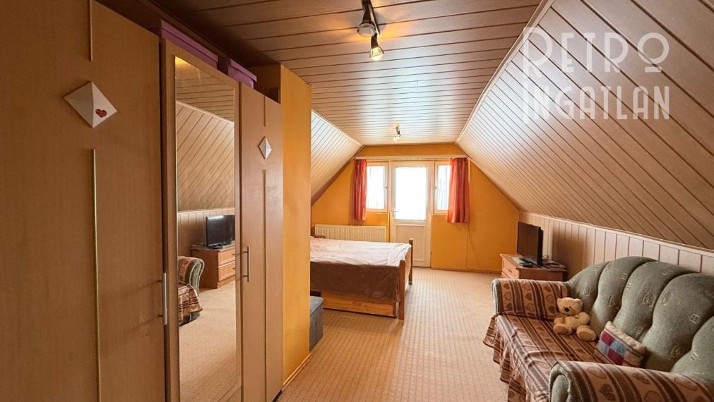 MAĎARSKO FORRÓ - SUPER 5 IZBOVÝ RD SO ZÁHRADOU