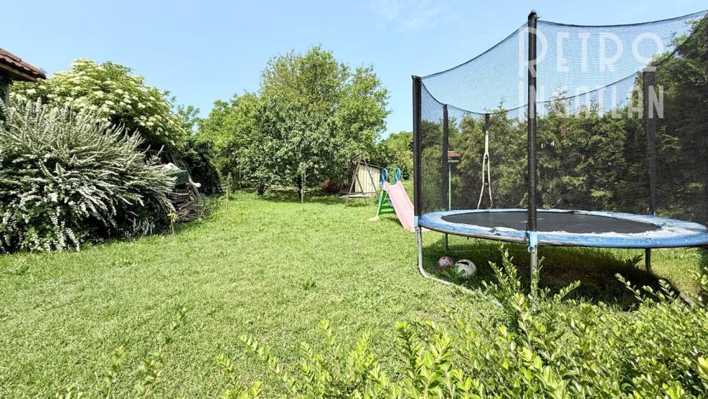 MAĎARSKO FORRÓ - SUPER 5 IZBOVÝ RD SO ZÁHRADOU