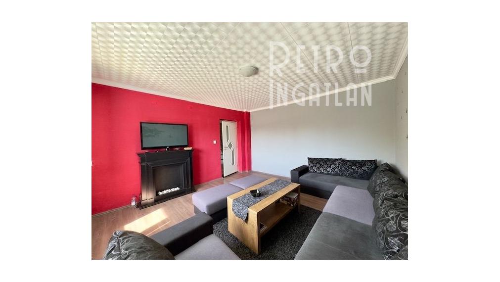 MAĎARSKO - PERKUPA 5 IZBOVÝ POSCHODOVÝ DOM PO REKONŠTRUKCII.