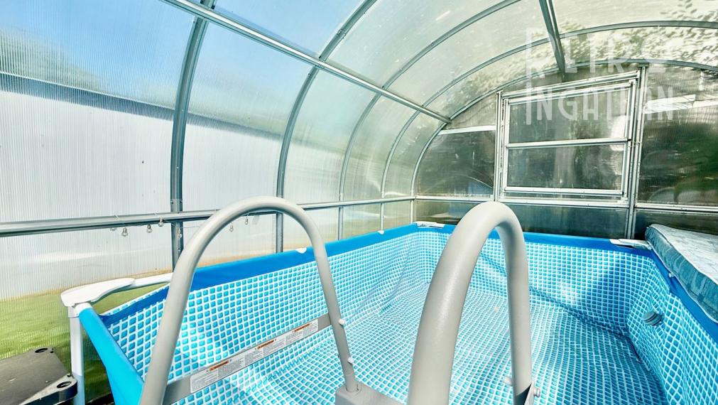 MAĎARSKO - MÉRA PEKNÝ GAZDOVSKÝ RD PO REKONŠTRUKCII.