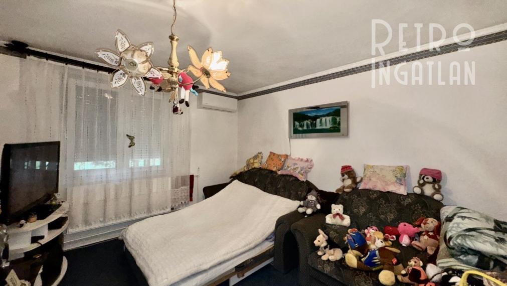 MAĎARSKO - MÁRTONYI - PEKNÝ 4 IZBOVÝ RD V KRÁSNEJ LOKALITE BLÍZKO JAZERA RAKACA.