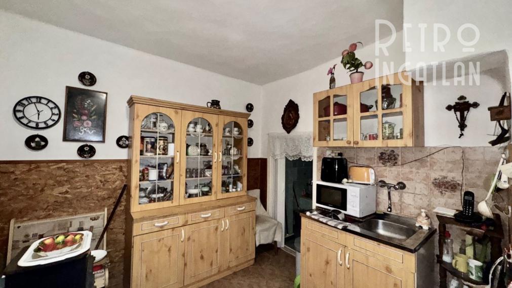 MAĎARSKO - MÁRTONYI - PEKNÝ 4 IZBOVÝ RD V KRÁSNEJ LOKALITE BLÍZKO JAZERA RAKACA.