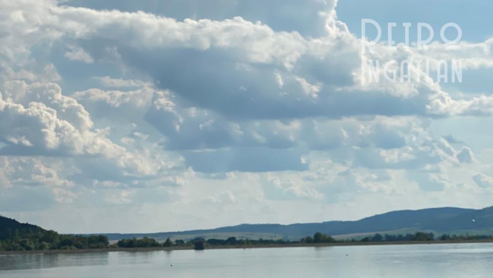 SZALONNA KOMPLETNE ZARIADENÁ 4 IZBOVÁ CHATA PRI JAZERE RAKACA.