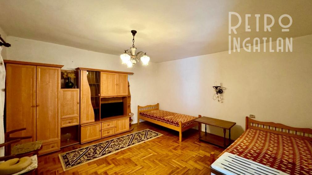 MAĎARSKO - TERESZTENYE  2 IZBOVÝ  RODINNÝ DOM S LETNOU KUCHYŇOU NA POZEMKU 2552 M2