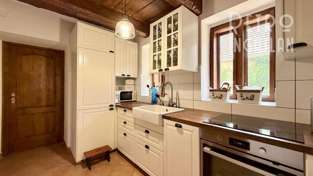 MAĎARSKO - TORNASZENTANDRÁS LUXUSNÁ CHALUPA PO REKONŠTRUKCII.