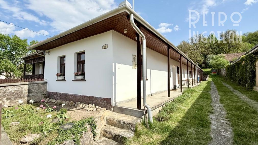 MAĎARSKO - TORNASZENTANDRÁS LUXUSNÁ CHALUPA PO REKONŠTRUKCII.