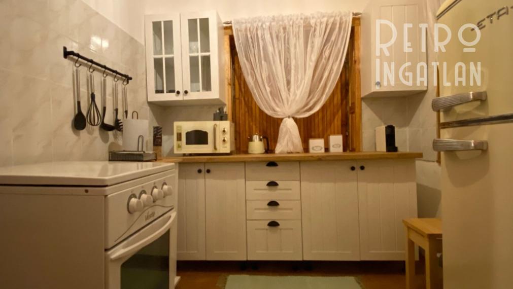 SZALONNA KOMPLETNE ZARIADENÁ 4 IZBOVÁ CHATA PRI JAZERE RAKACA.