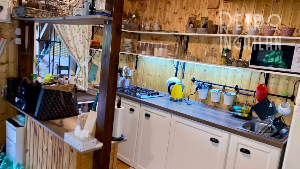 MAĎARSKO - LUXUSNÁ CHATA S LETNOU KUCHYŇOU A BAZÉNOM.