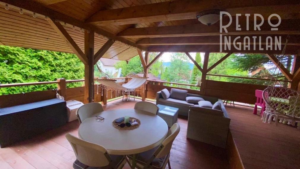 MAĎARSKO - LUXUSNÁ CHATA S LETNOU KUCHYŇOU A BAZÉNOM.