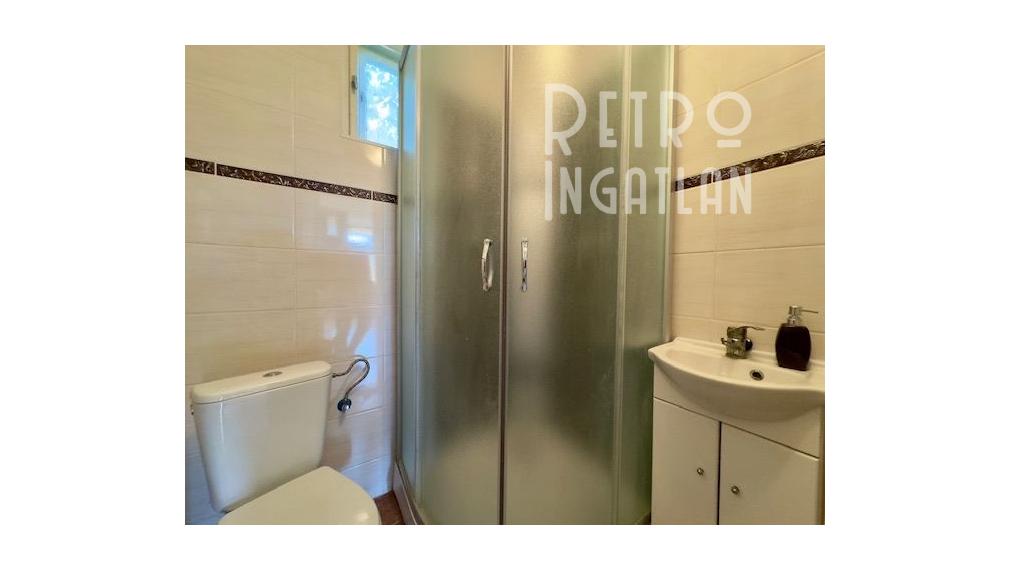 MAĎARSKO - PERKUPA 5 IZBOVÝ POSCHODOVÝ DOM PO REKONŠTRUKCII.