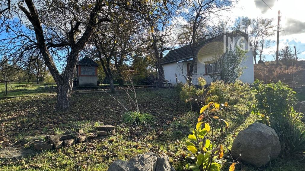 MAĎARSKO - TORNASZENTANDRÁS - PEKNÝ 3 IZBOVÝ DOM, LETNÁ KUCHYŇA.