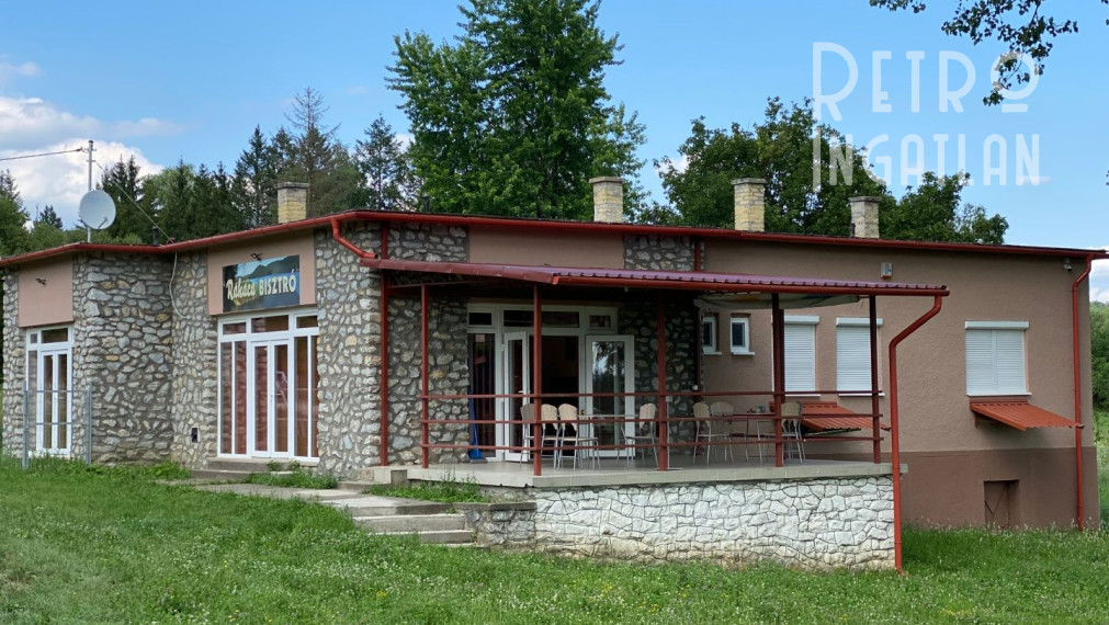SZALONNA KOMPLETNE ZARIADENÁ 4 IZBOVÁ CHATA PRI JAZERE RAKACA.
