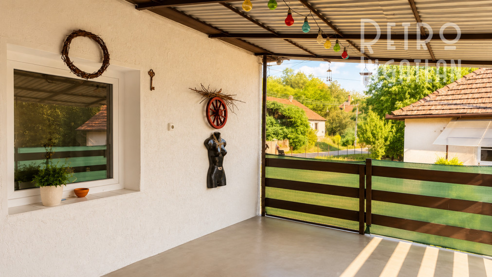 MAĎARSKO - SZUHOGY  4 IZBOVÝ RD 110 M2, POZEMOK 1410 M2