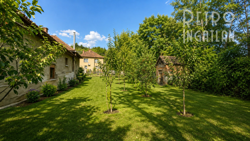 MAĎARSKO - SZUHOGY  4 IZBOVÝ RD 110 M2, POZEMOK 1410 M2