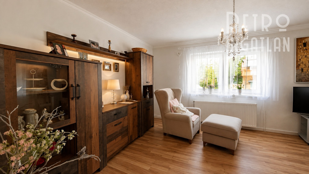MAĎARSKO - SZUHOGY  4 IZBOVÝ RD 110 M2, POZEMOK 1410 M2