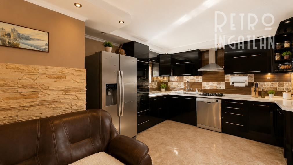 MAĎARSKO - SZUHOGY  4 IZBOVÝ RD 110 M2, POZEMOK 1410 M2
