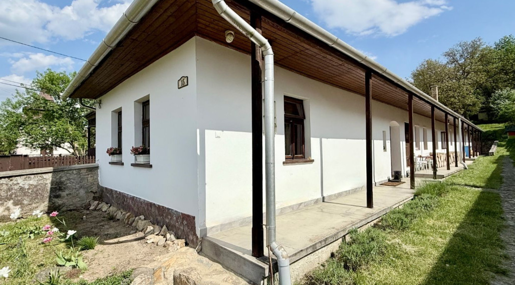 MAĎARSKO - TORNASZENTANDRÁS LUXUSNÁ CHALUPA PO REKONŠTRUKCII.