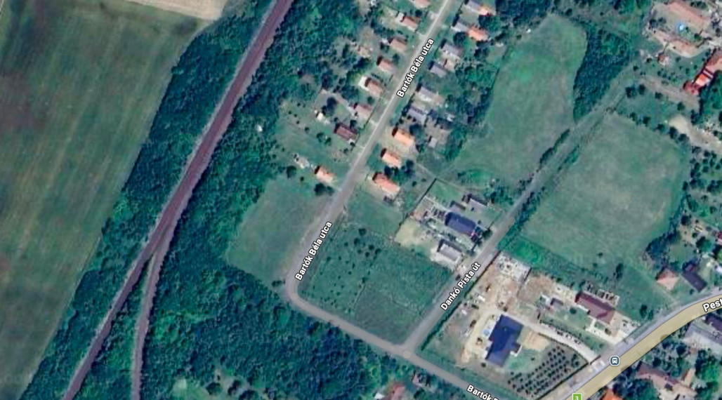 STAVEBNÝ POZEMOK HIDASNÉMETI 929 M2 VHODNÝ NA VÝSTAVBU RD, VŠETKY IS.